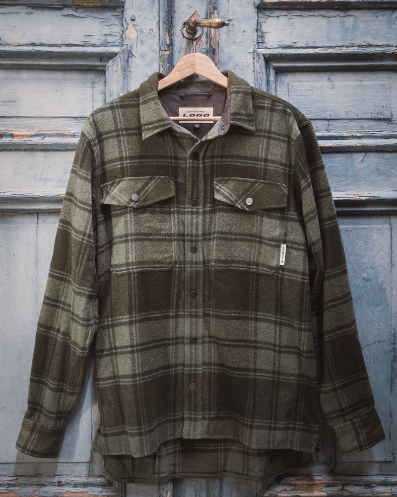 Camp Chores shirt, Pine Green LOOP Tackle