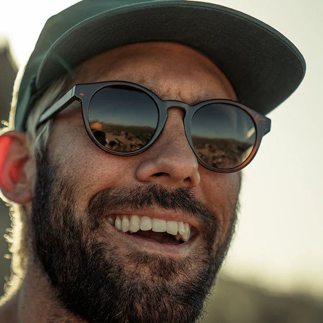 Vallon | Waylons | Chesnut polarised sunglasses Vallon